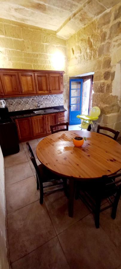 Ta Lucia Farmhouse With Private Pool And Bbq Villa Santa Lucija  Ngoại thất bức ảnh